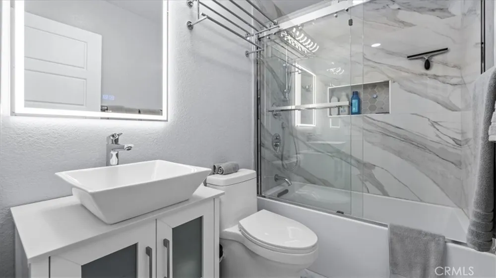 1373 W Aster Upland, CA 91786