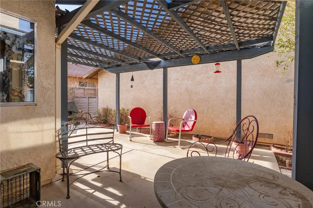 12980 Autumnwood Victorville, CA 92395