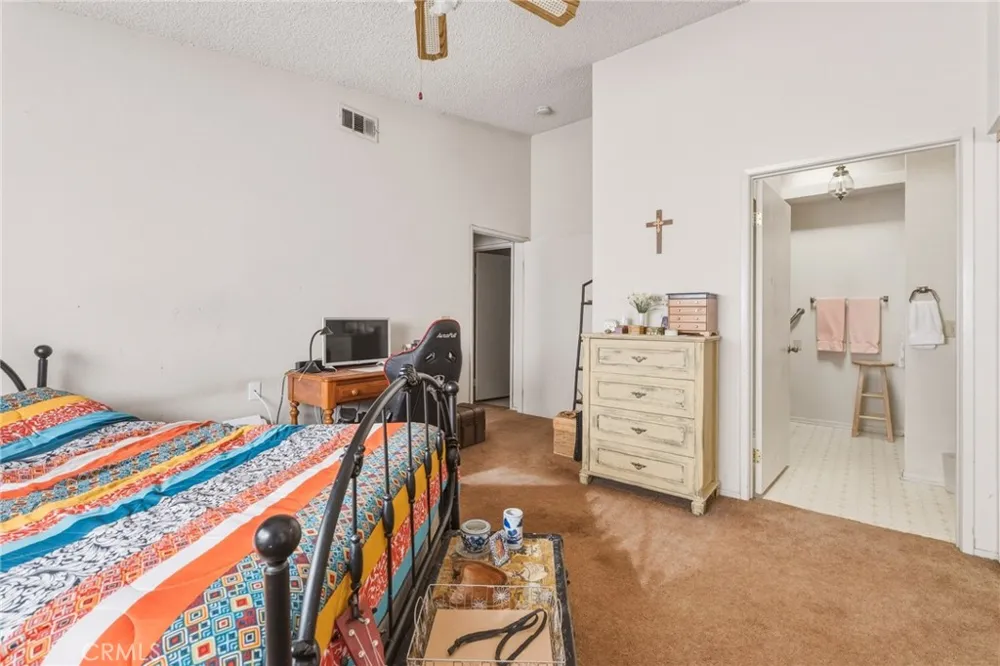12980 Autumnwood Victorville, CA 92395