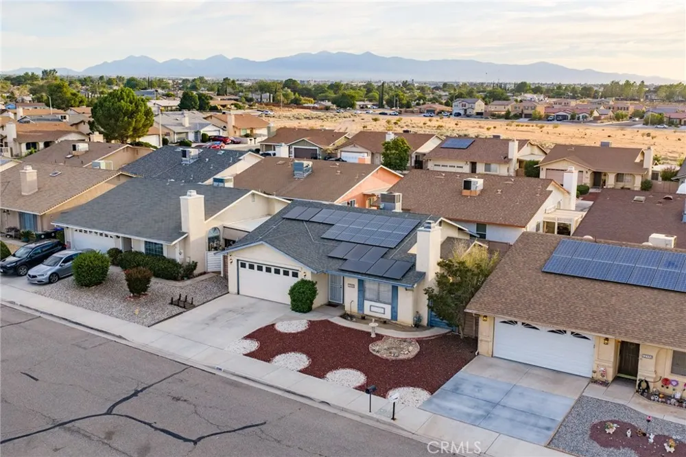 12980 Autumnwood Victorville, CA 92395