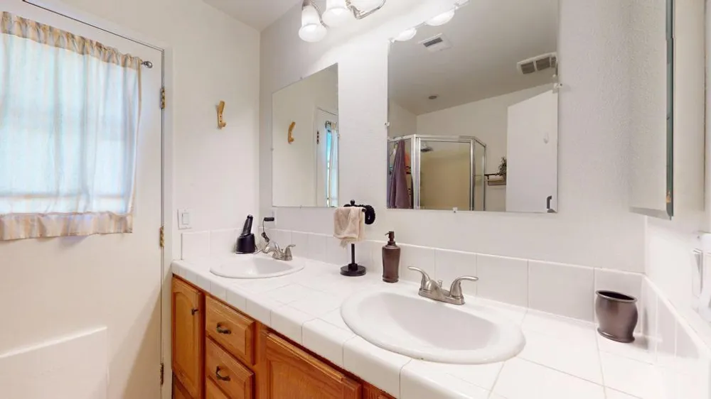 27305 Hombria Drive Cathedral City, CA 92234