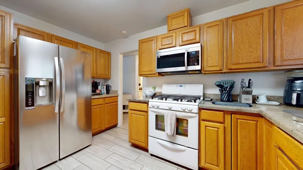 27305 Hombria Drive Cathedral City, CA 92234