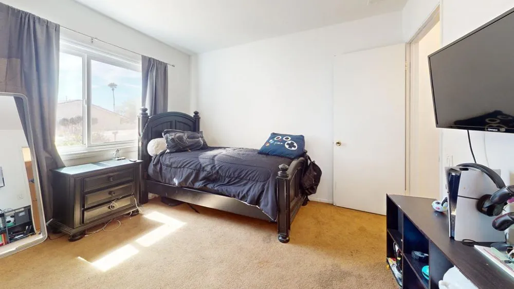 27305 Hombria Drive Cathedral City, CA 92234