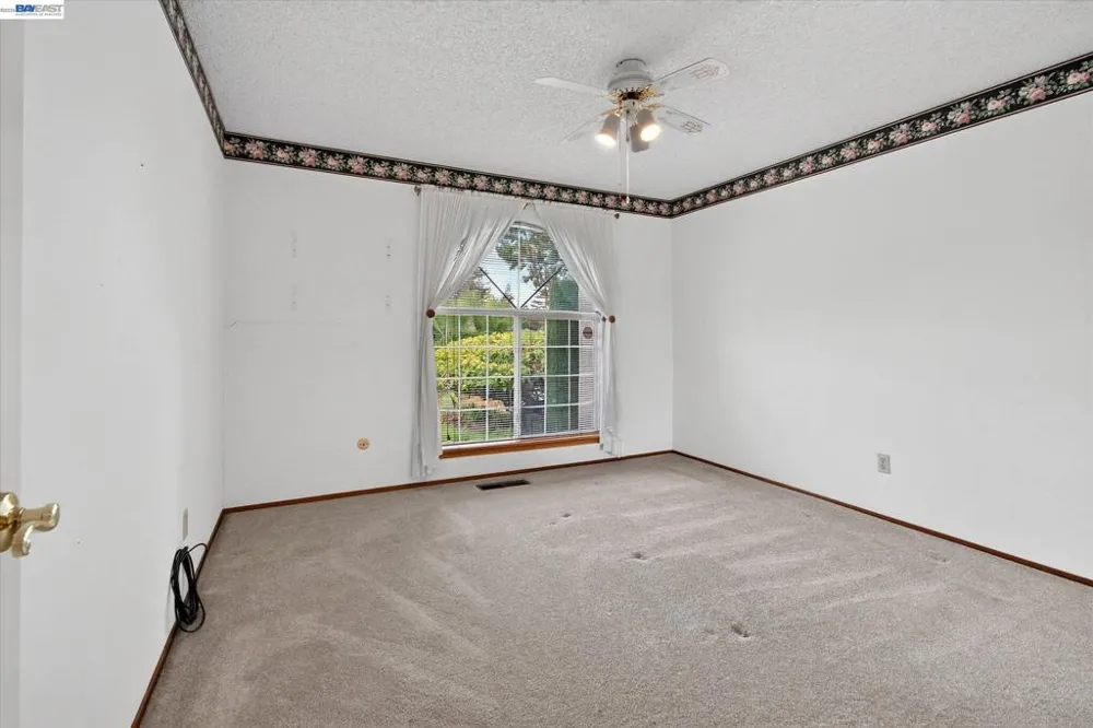 1152 Easley Dr Clayton, CA 94517