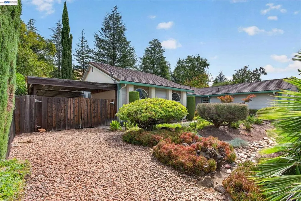1152 Easley Dr Clayton, CA 94517
