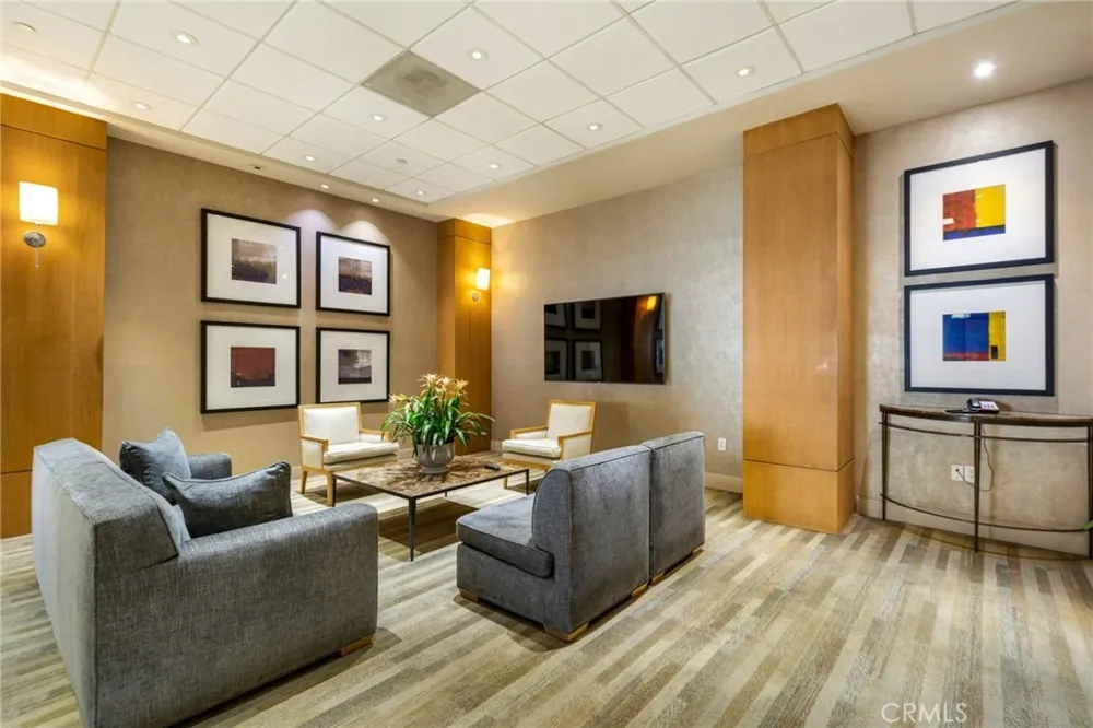 10445 Wilshire #1606 Los Angeles, CA 90024
