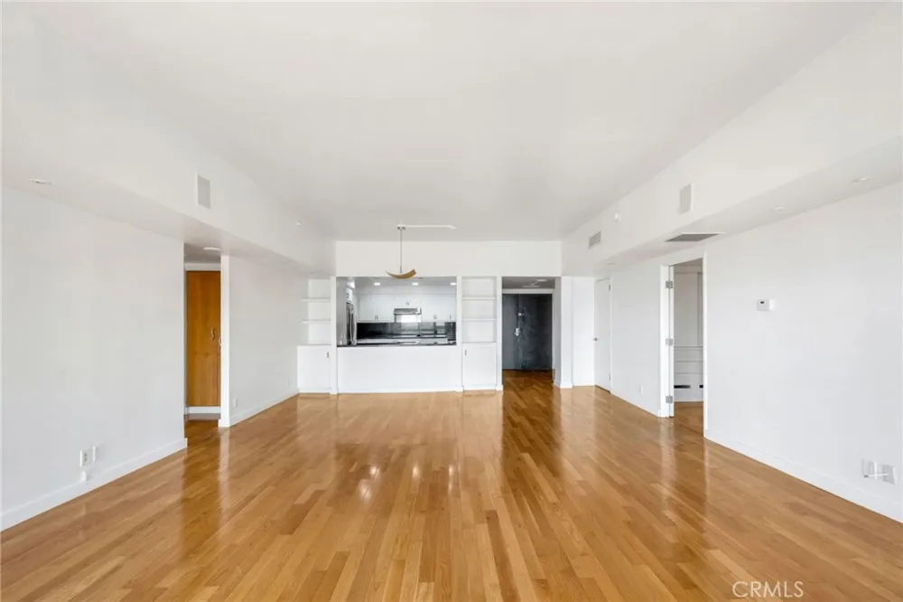 10445 Wilshire #1606 Los Angeles, CA 90024