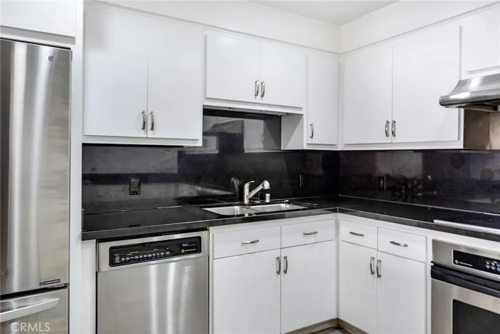 10445 Wilshire #1606 Los Angeles, CA 90024