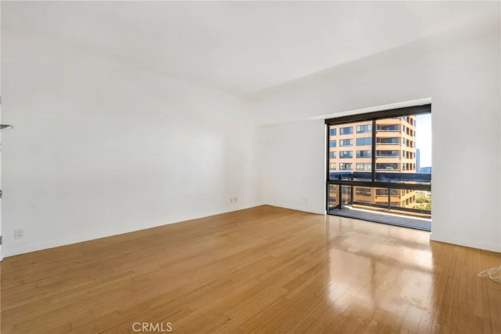 10445 Wilshire #1606 Los Angeles, CA 90024