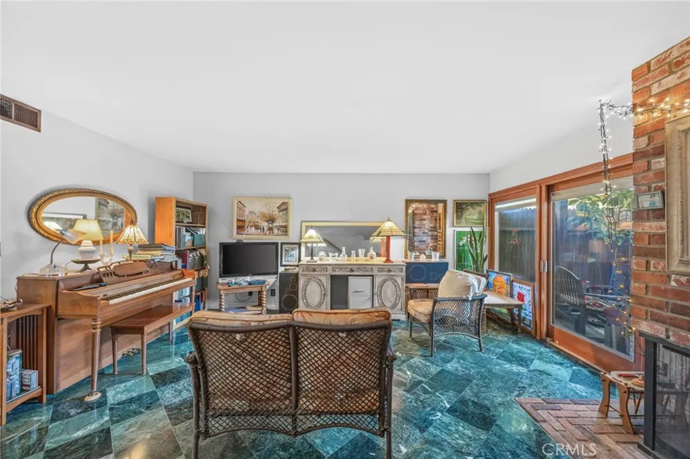 541 Linwood Ave #C Monrovia, CA 91016