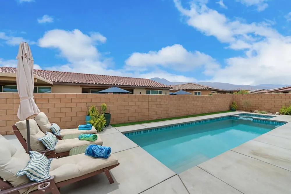 81887 Via Encinitas La Quinta, CA 92253