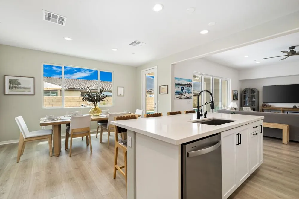 81887 Via Encinitas La Quinta, CA 92253
