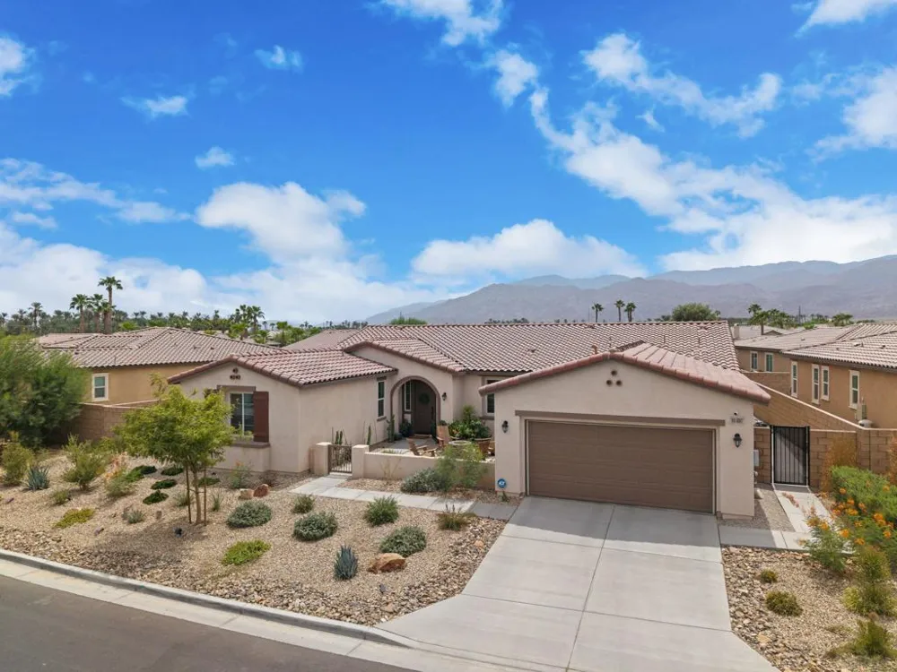 81887 Via Encinitas La Quinta, CA 92253