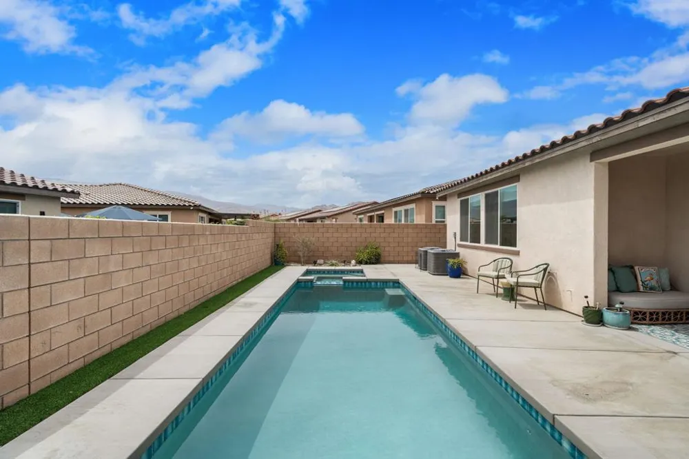 81887 Via Encinitas La Quinta, CA 92253