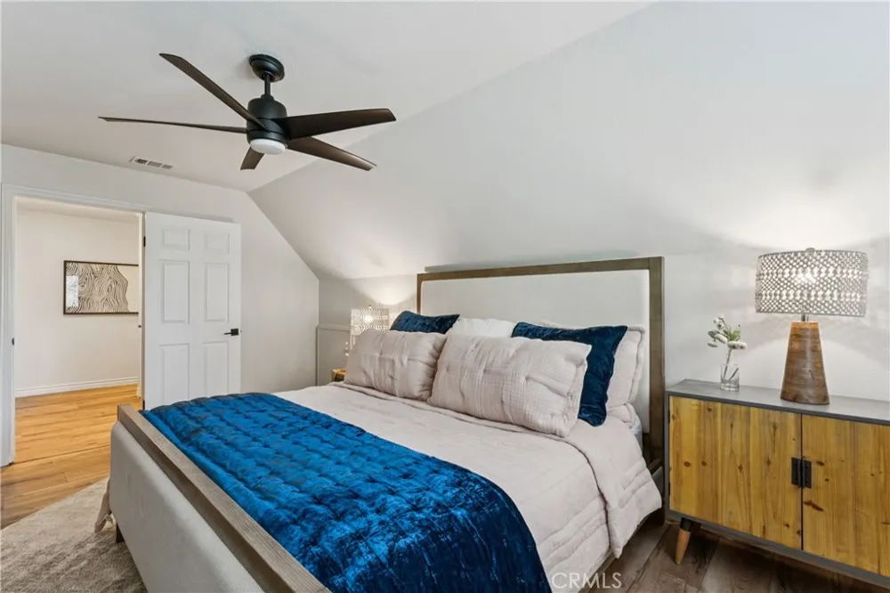 27535 St Bernard Lane Lake Arrowhead, CA 92352