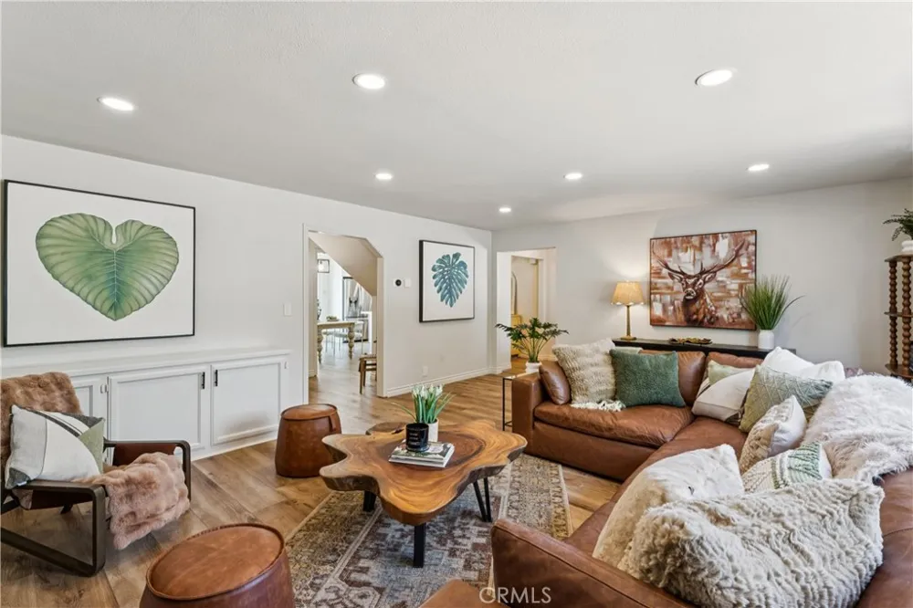 27535 St Bernard Lane Lake Arrowhead, CA 92352