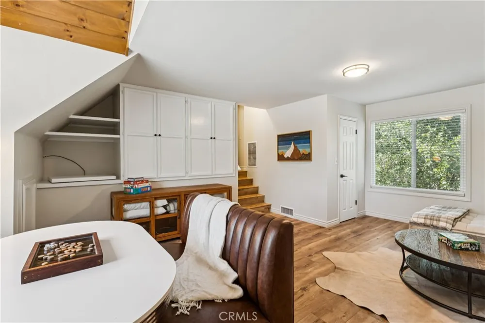 27535 St Bernard Lane Lake Arrowhead, CA 92352