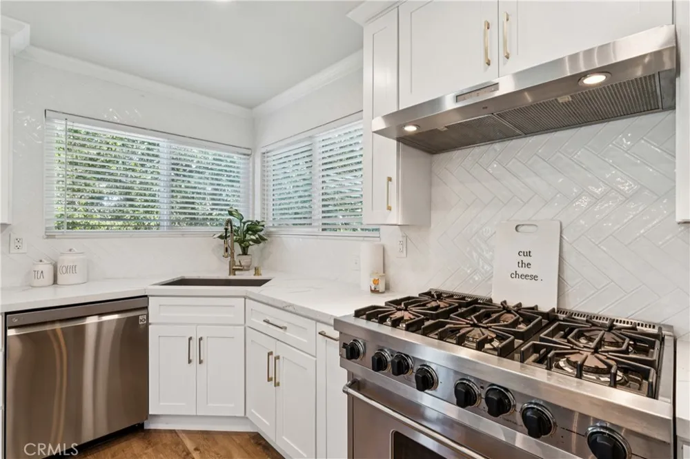 27535 St Bernard Lane Lake Arrowhead, CA 92352