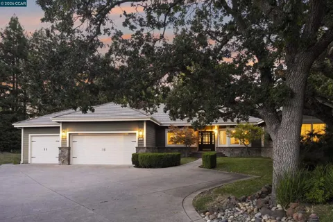 55 Mcconnell Ln