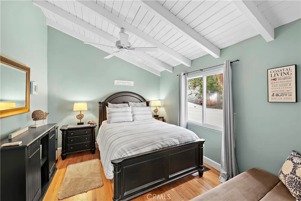 1155 Catalina Laguna Beach, CA 92651