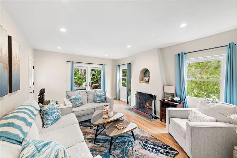 1155 Catalina Laguna Beach, CA 92651