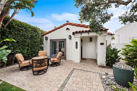 1155 Catalina
