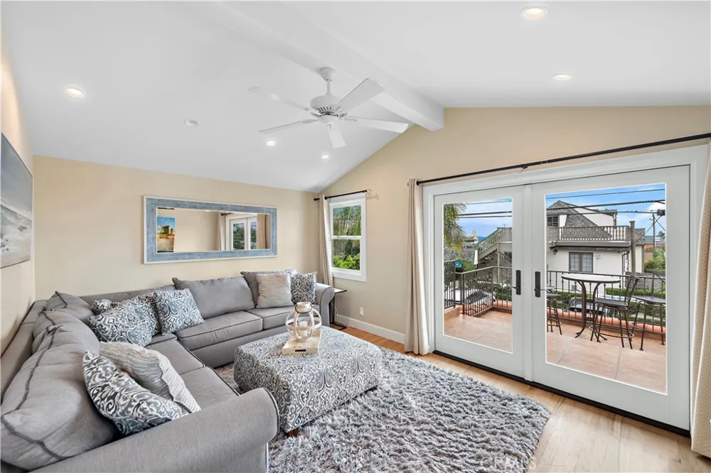 1155 Catalina Laguna Beach, CA 92651