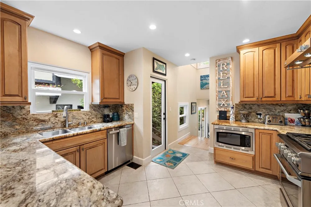 1155 Catalina Laguna Beach, CA 92651