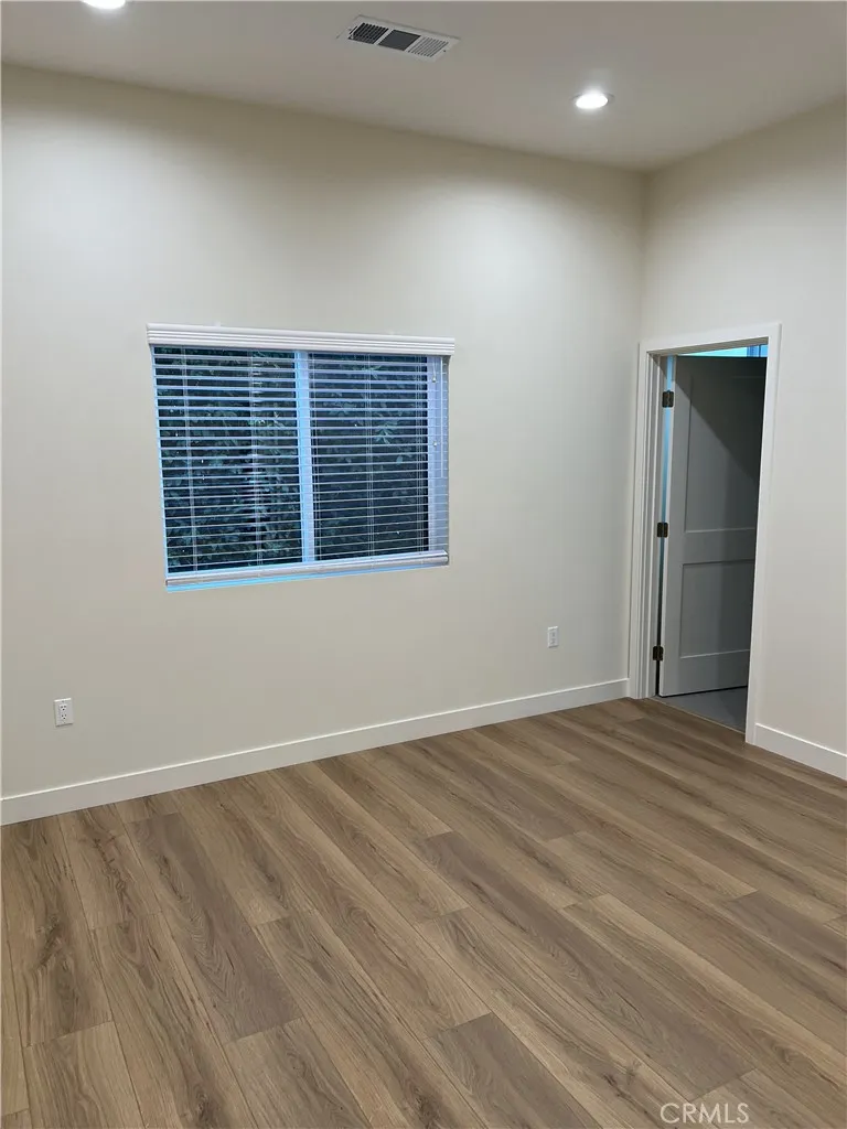 12243 Califa Street Valley Village, CA 91607