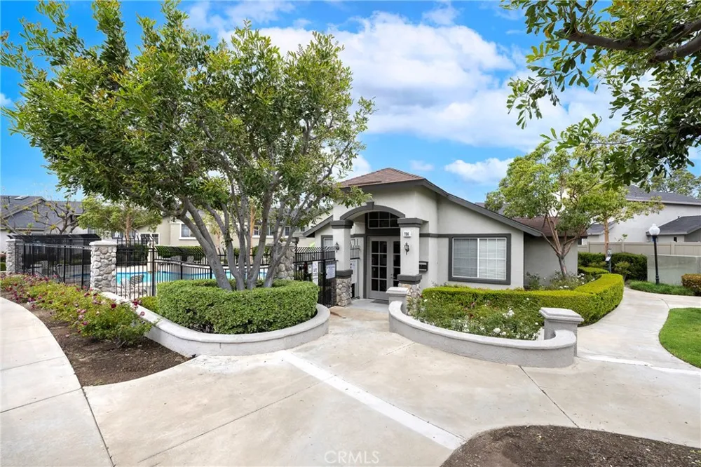 3435 Salisbury Circle #C Orange, CA 92869