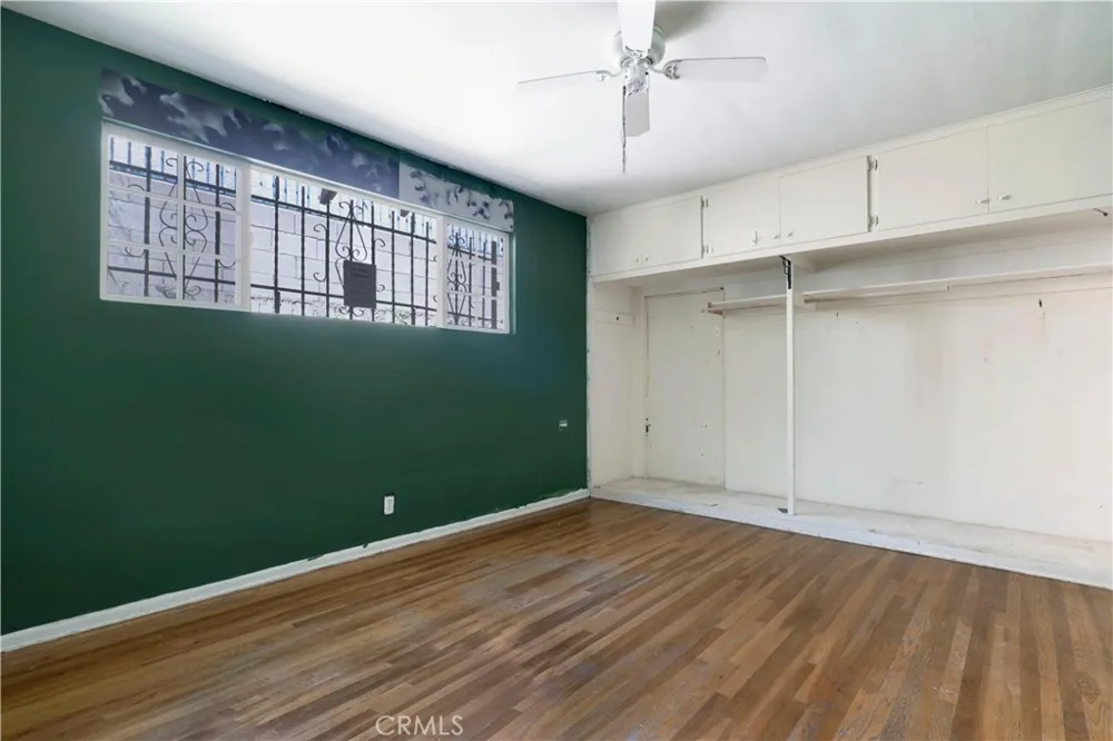 7134 Stansbury Avenue Van Nuys, CA 91405