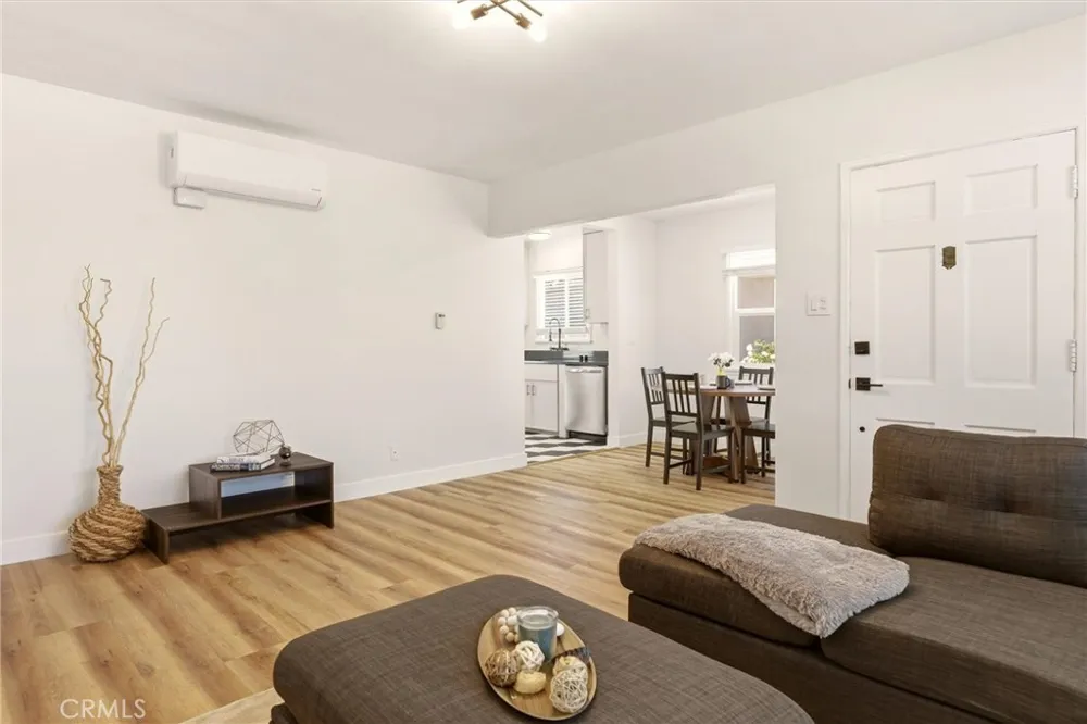 2151 Euclid Avenue Long Beach, CA 90815