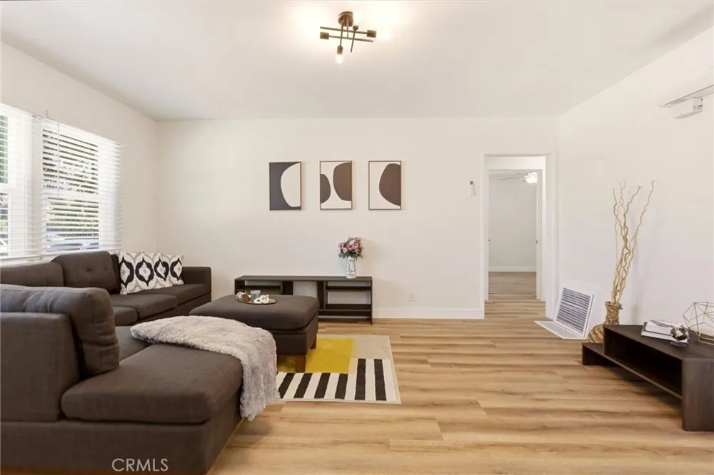 2151 Euclid Avenue Long Beach, CA 90815