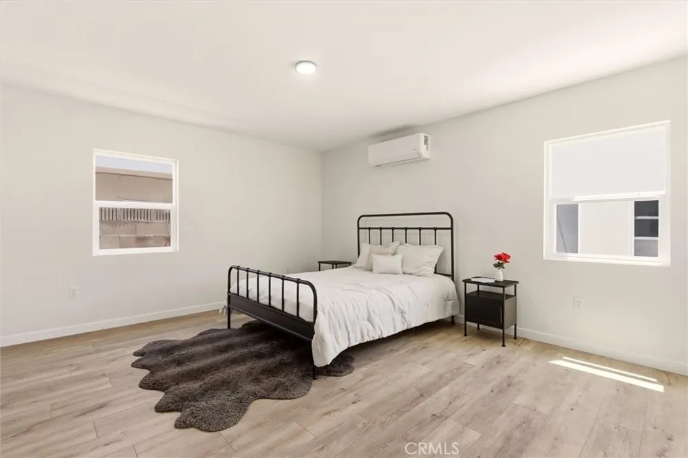 2151 Euclid Avenue Long Beach, CA 90815