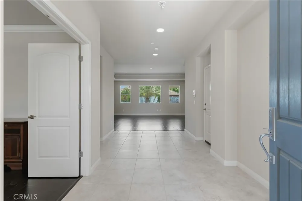 12706 Stillbrook Drive Bakersfield, CA 93311