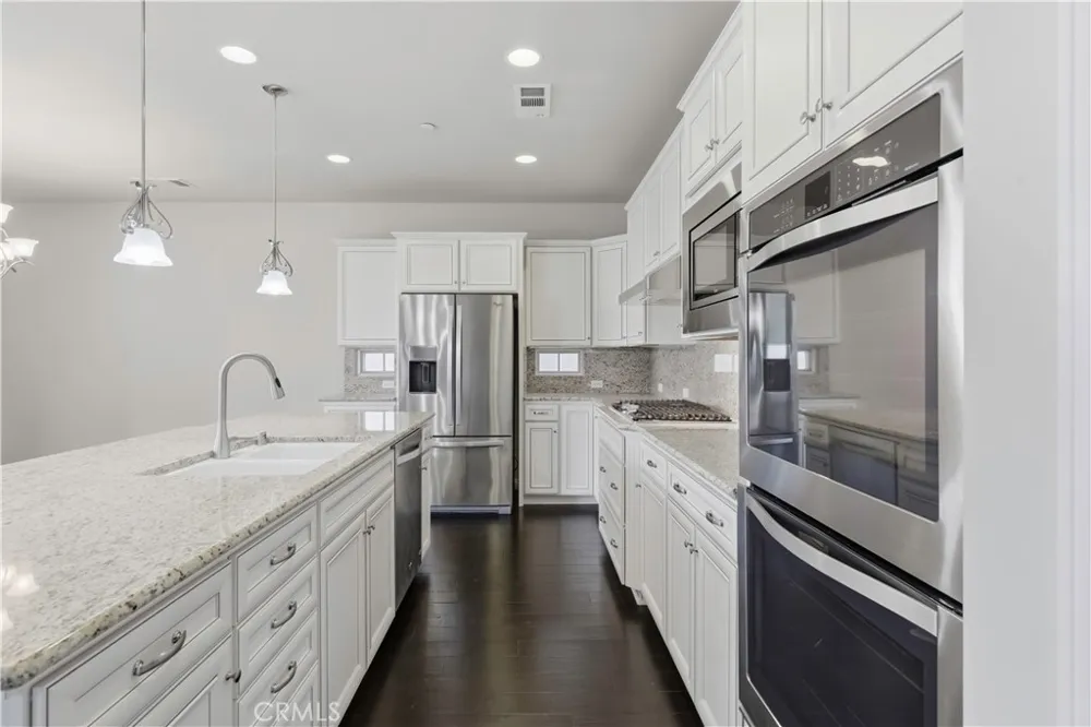 12706 Stillbrook Drive Bakersfield, CA 93311