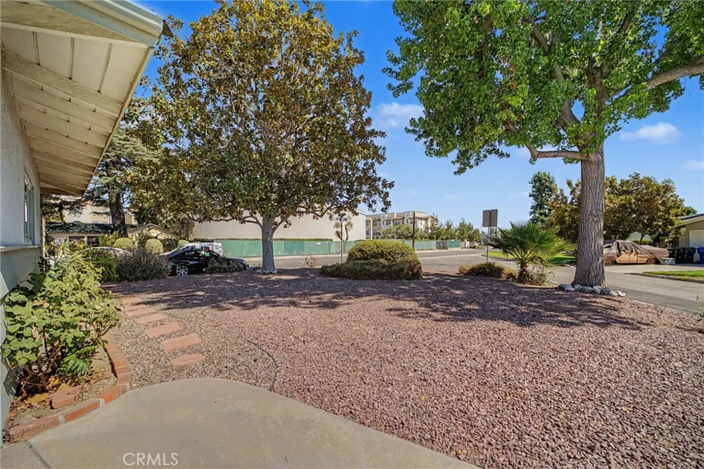 138 Vecino Avenue Glendora, CA 91741