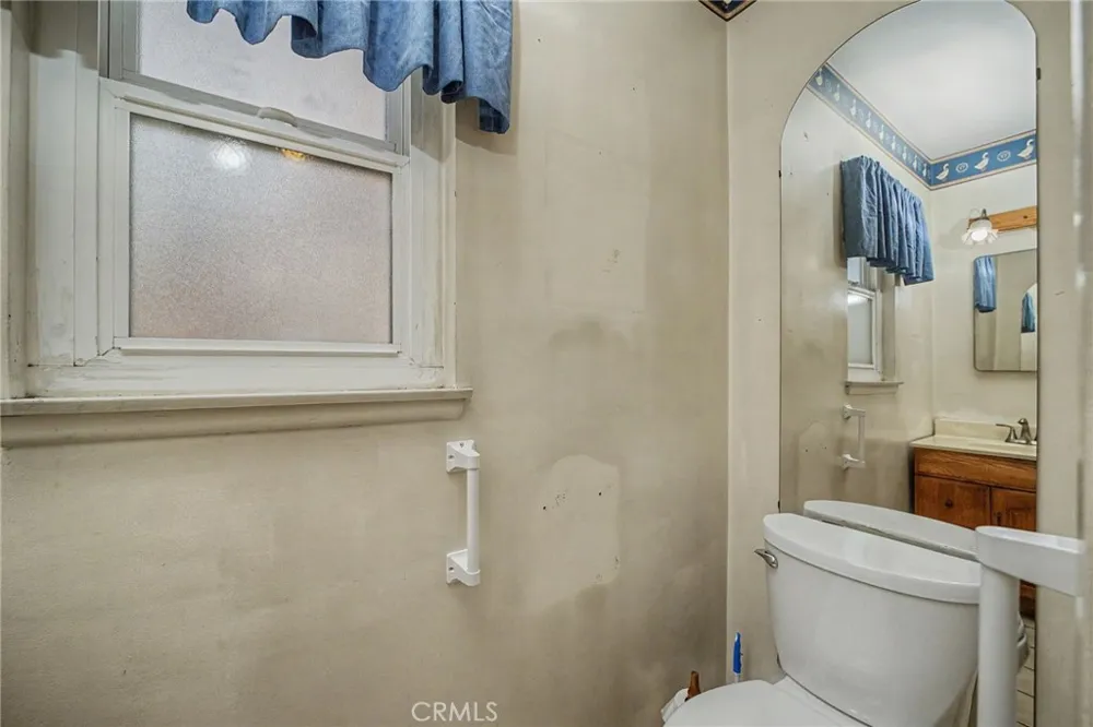 138 Vecino Avenue Glendora, CA 91741