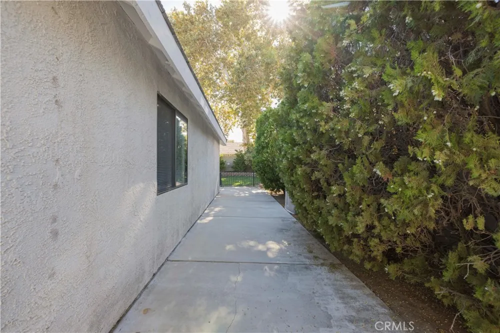 43000 Pearlwood Lancaster, CA 93536