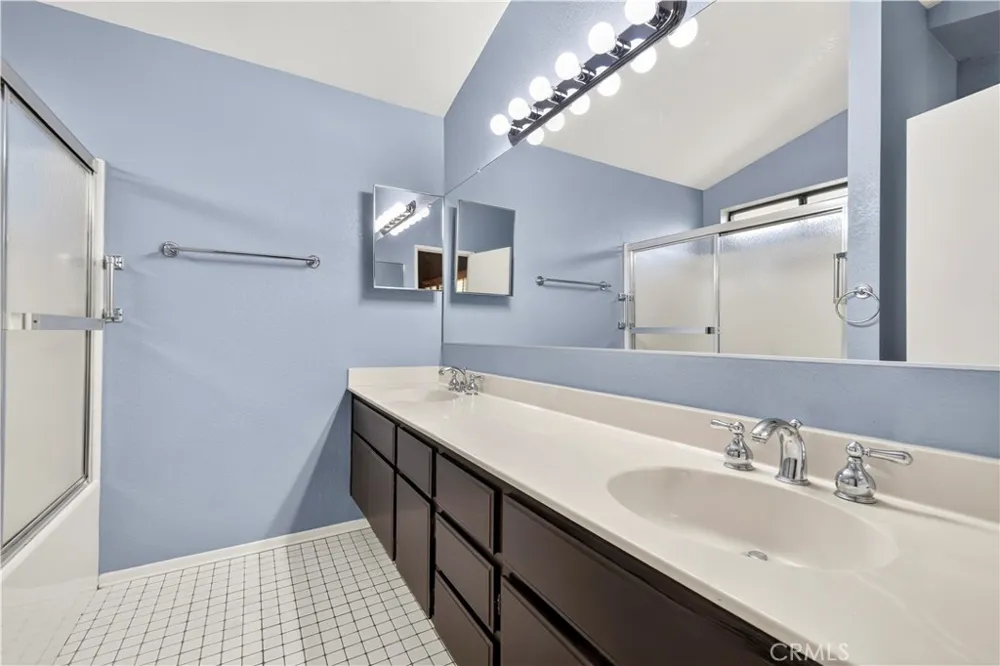 43000 Pearlwood Lancaster, CA 93536