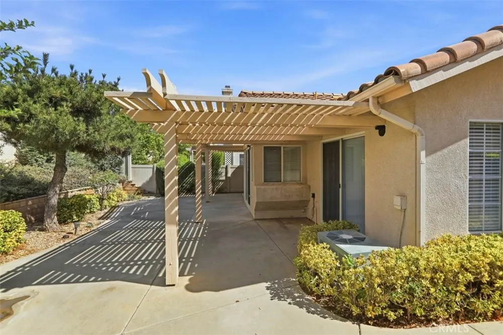 1291 Cypress Point Banning, CA 92220