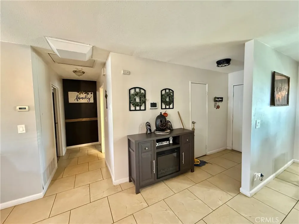 17798 Main Hesperia, CA 92345