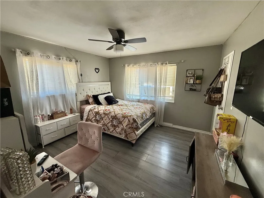 17798 Main Hesperia, CA 92345