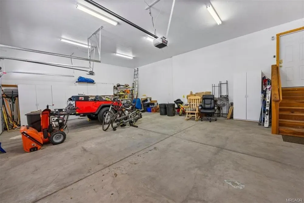613 Cedar Glen Drive Big Bear, CA 92314