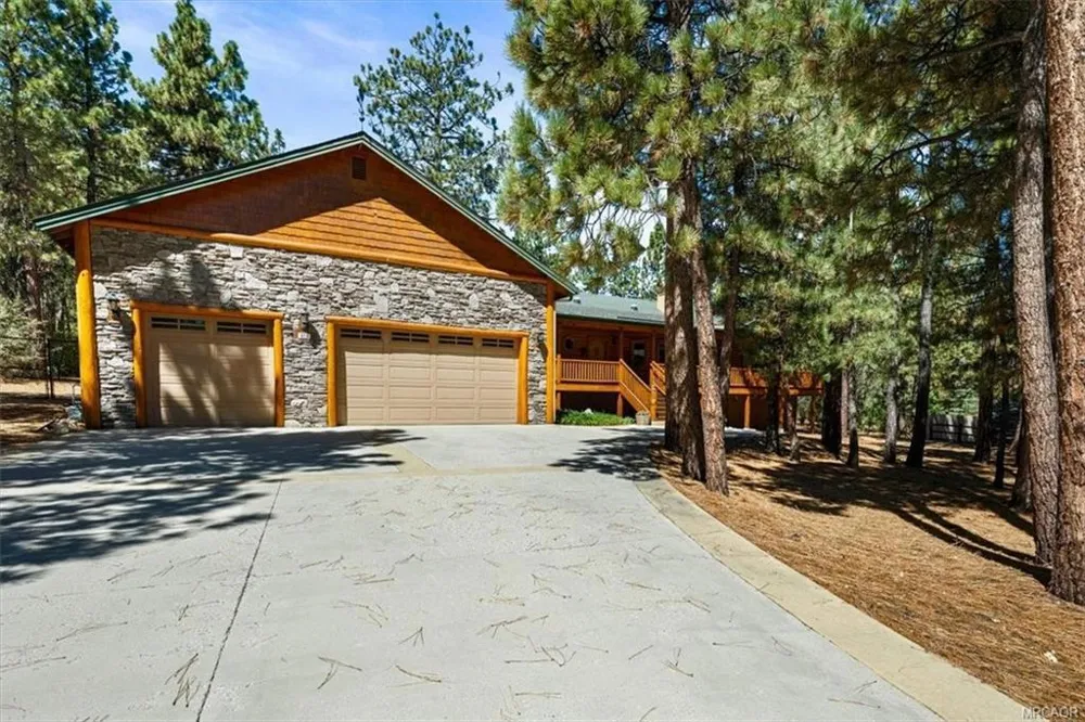 613 Cedar Glen Drive Big Bear, CA 92314