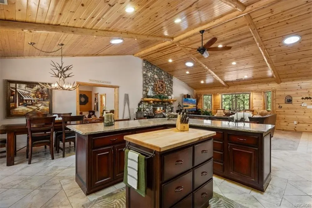 613 Cedar Glen Drive Big Bear, CA 92314