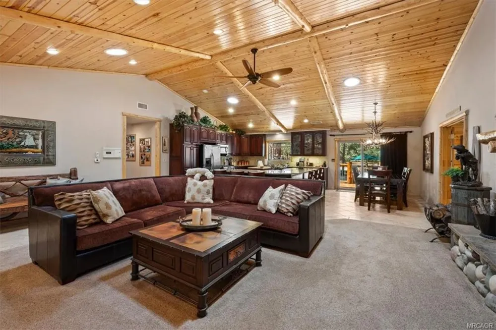 613 Cedar Glen Drive Big Bear, CA 92314