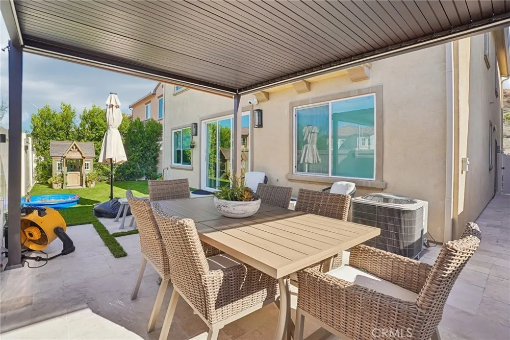 20920 Silvergate Newhall, CA 91321