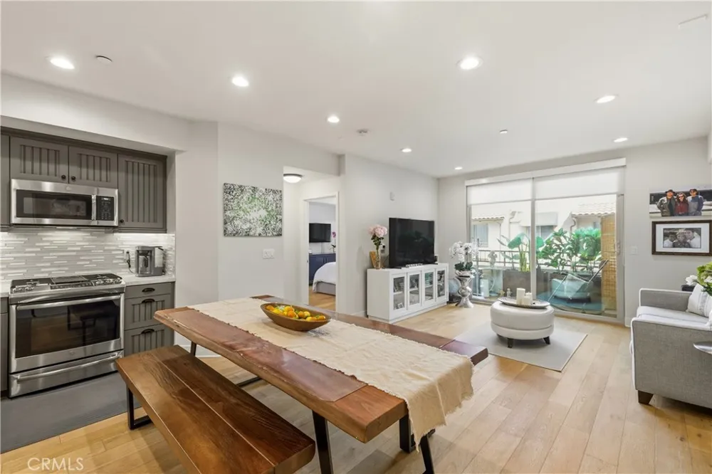 627 Deep Valley Drive #P616 Rolling Hills Estates, CA 90274