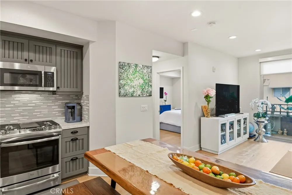 627 Deep Valley Drive #P616 Rolling Hills Estates, CA 90274